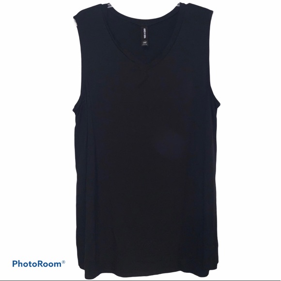 Agnes & Dora Tops - ‘AGNES & DORA’ V-neck tank